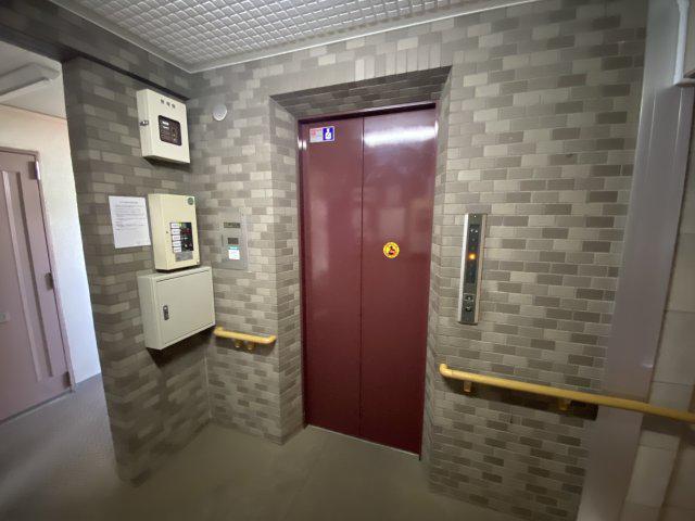 アゼリア 府中
