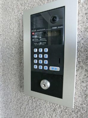 サクセス諸岡