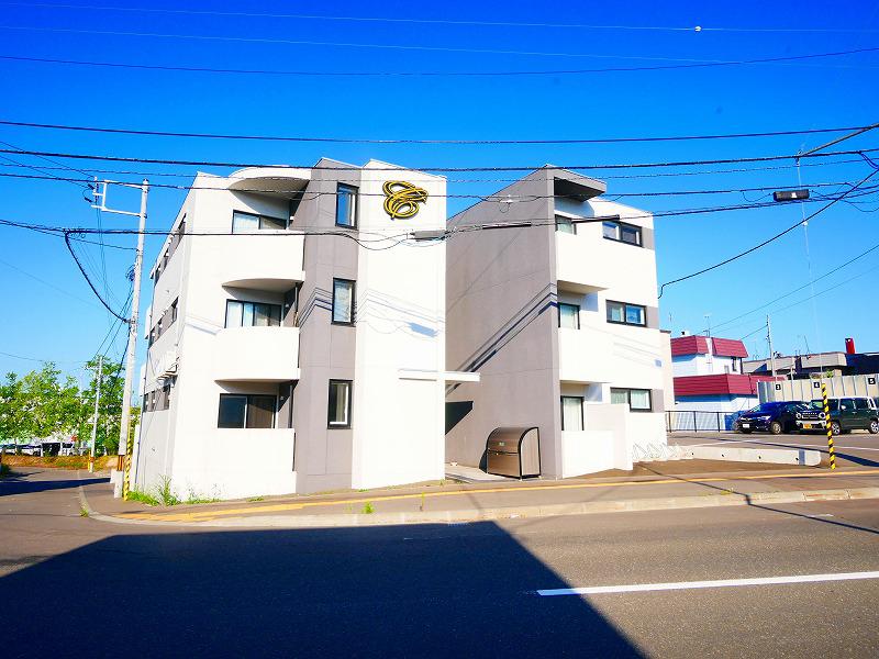 カームヒルズ
