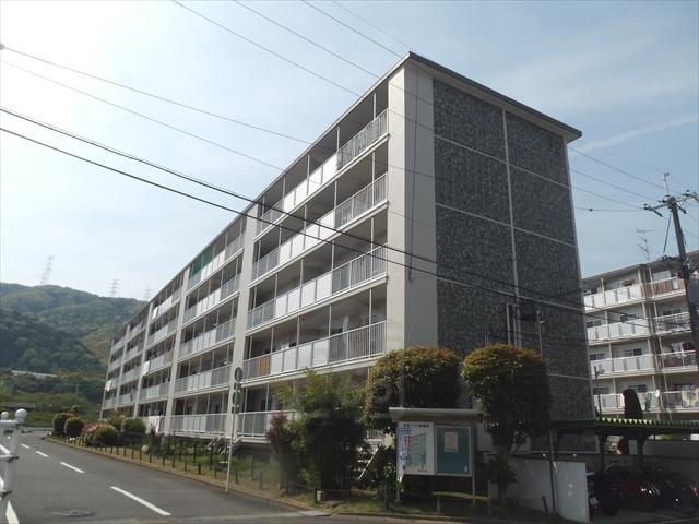 水無瀬青葉ハイツ12号棟