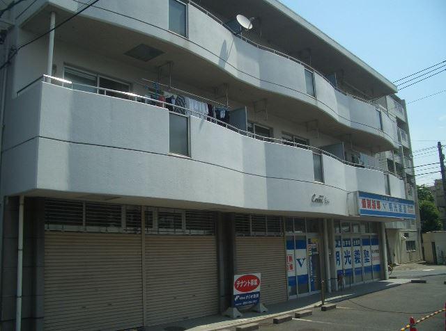 カリーナ春日