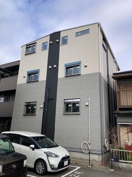 RADIANCE春田駅