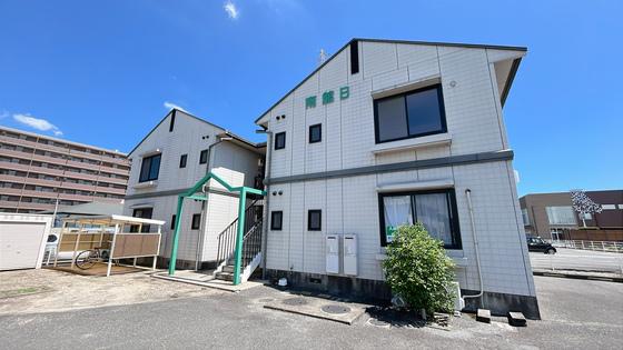 リバティ津高南館B