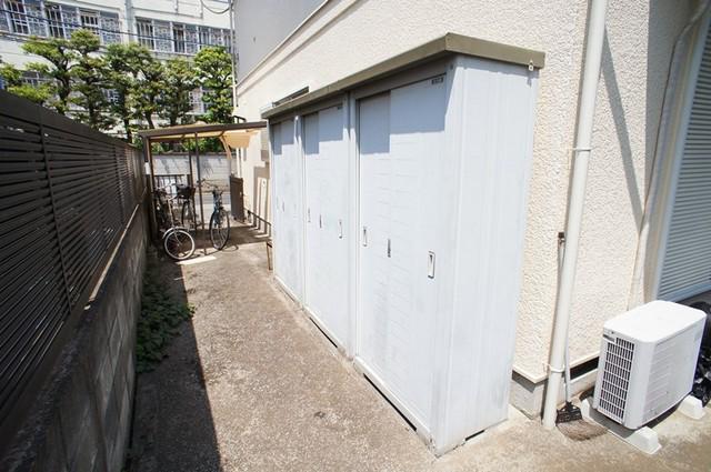 メゾン東