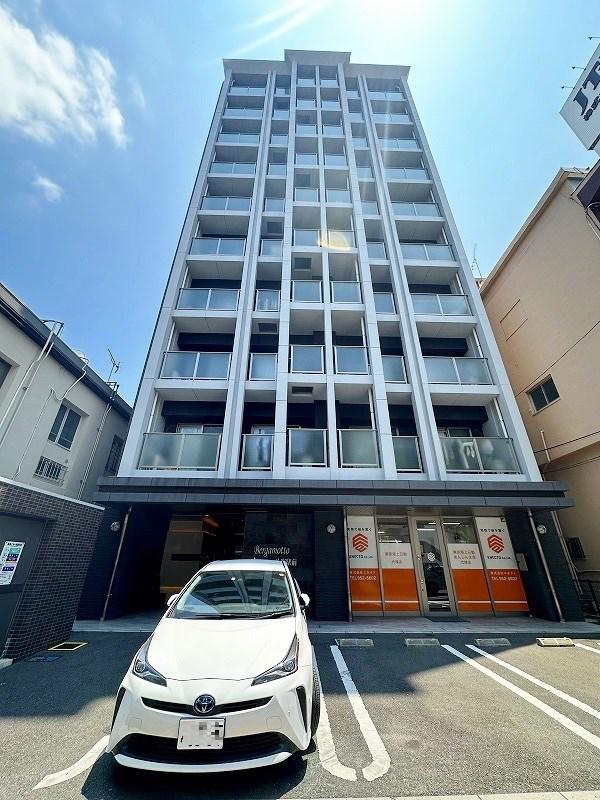 BERGAMOTTO片野駅前