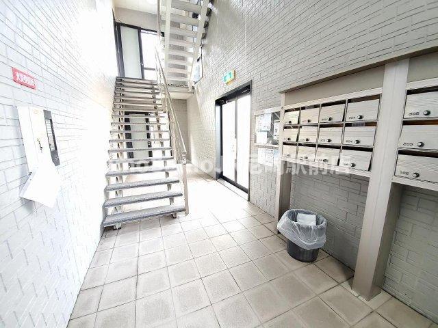レオパレスツインズ加島壱番館