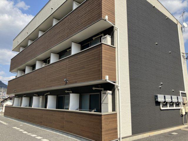 MOOREA伴東