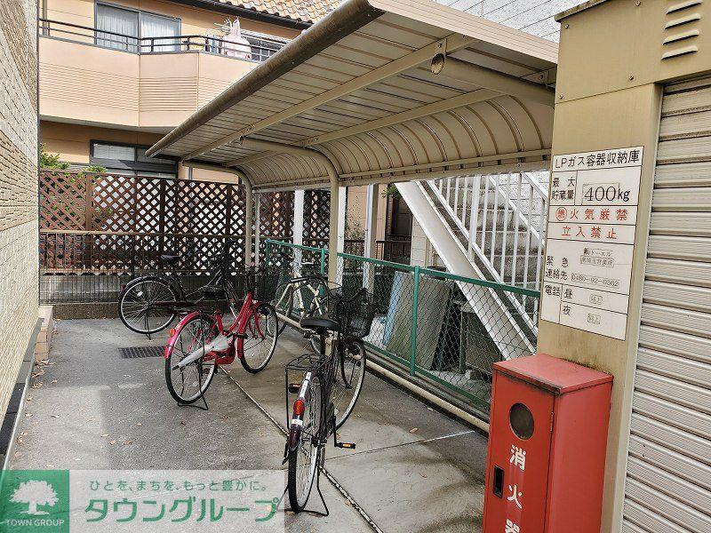 レオパレスボヌール