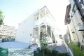 リブリ・アイネ