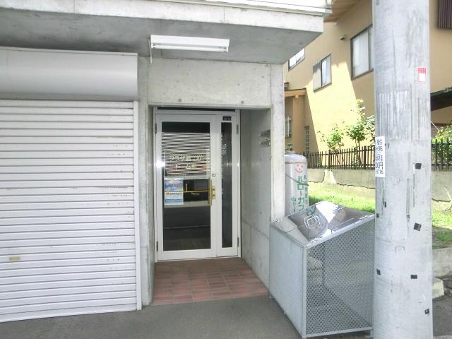 プラザ館ドーム前B
