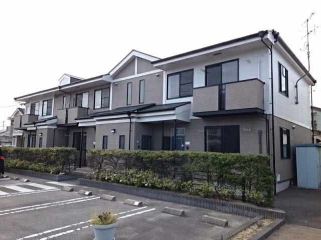 サンパティークB