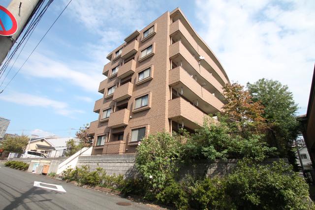 ファミーユ堰場