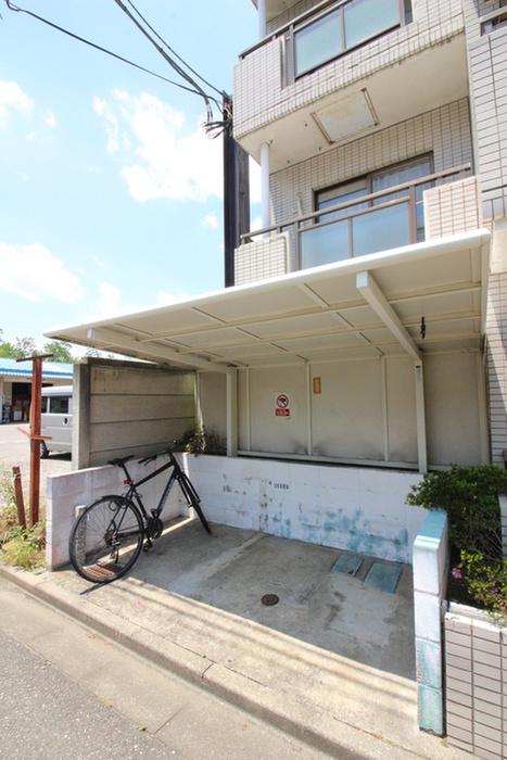 ウエスト 明豊