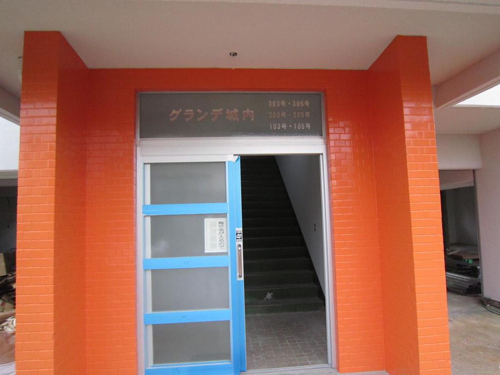 グランデ城内