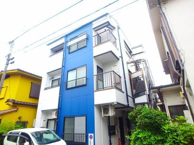 エイティーンハイツ