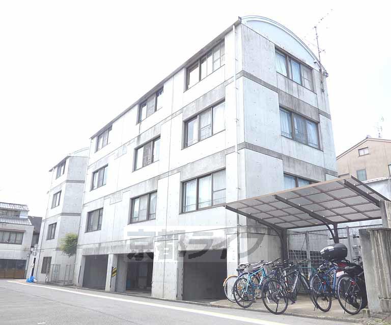 エイコンズハウス