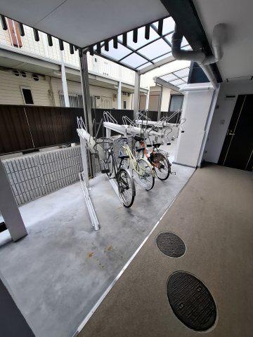 グラントゥール西宮北口