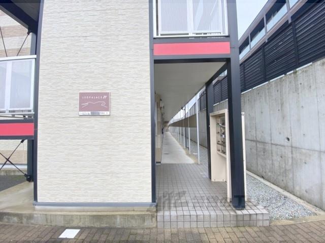 レオパレス サンコート学園前B棟