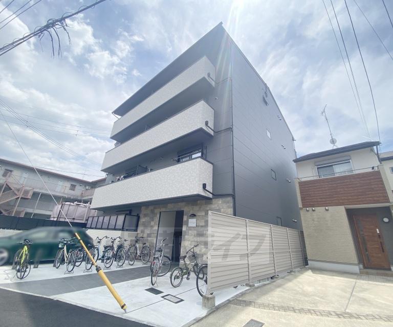 フラッティ西京極