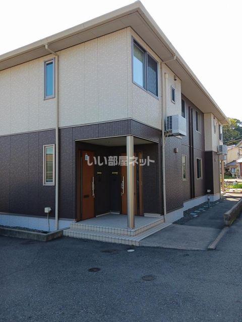 ライフレビューC棟