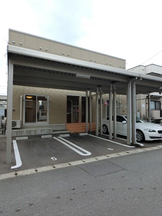 ヴィオーラ旭町 D(3LDK/1階)