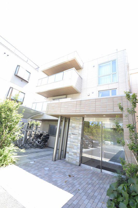 東急田園都市線 二子新地駅 徒歩7分 3階建 築8年