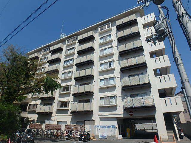 FOREST COURT ITAMI