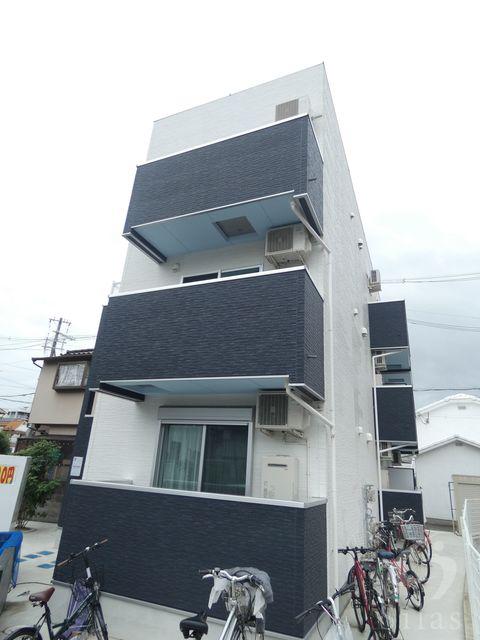LOTUS TSUKAGUCHI I
