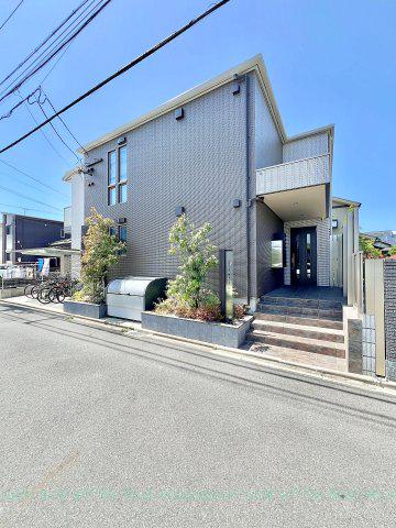 コム ジュ スイ