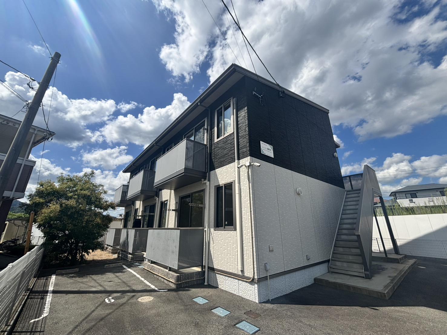 シャーメゾン新町東