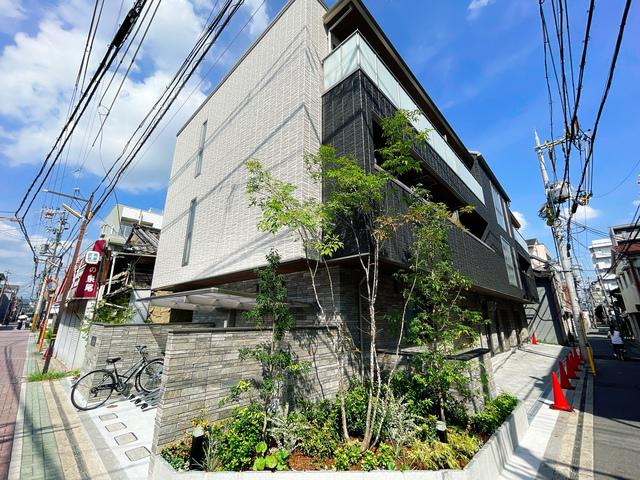 シャーメゾン本町