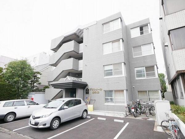グランメール北6条(1K/3階)
