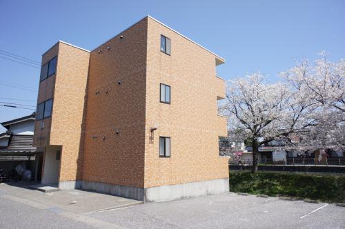 プロージェ佐野