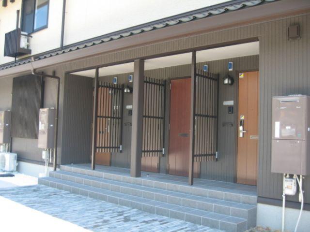 メゾンラポール生桑