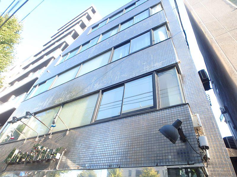 パークヒルズ石川(1K/3階)の外観写真