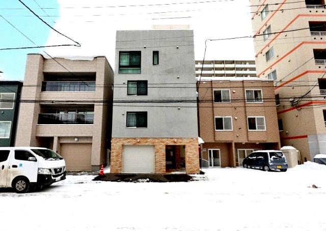 セブンスコート円山