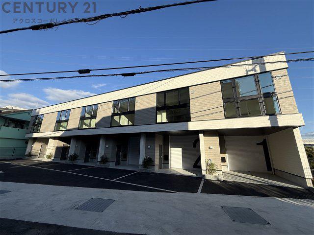 WORKINGBASE伊丹ウエスト