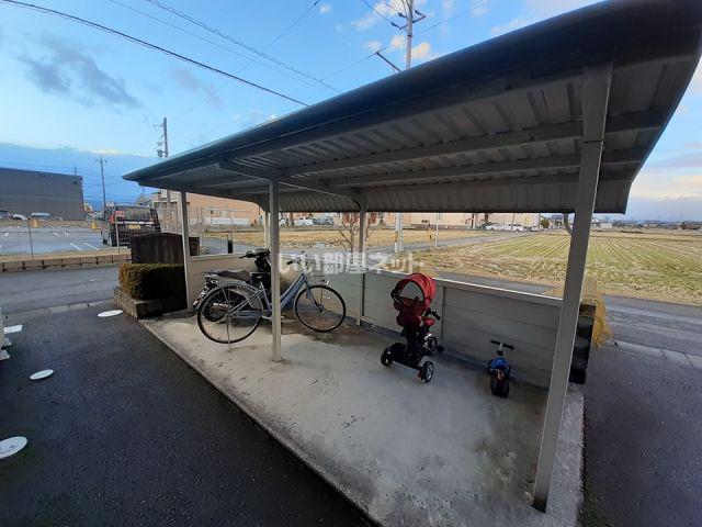 セジュール直江 A棟