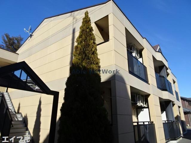 PURE HOUSE