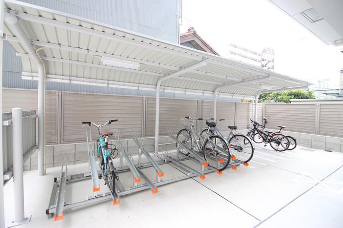 SHIRAKABE 桜鈴館