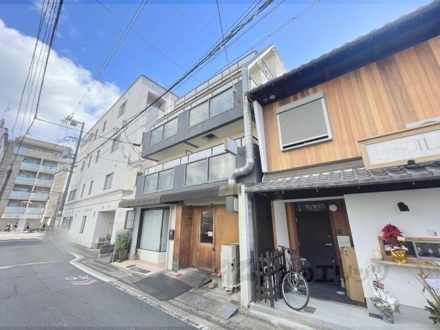 マンション巻野