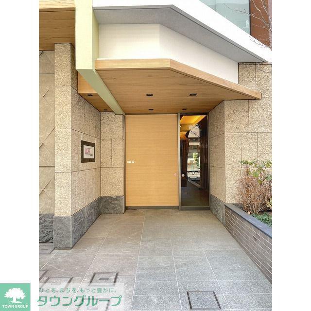 LUMICOURT MITAKA