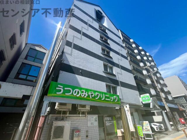 水 交 社