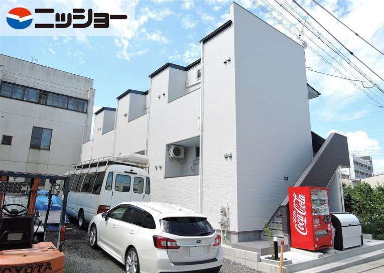 エミューロ