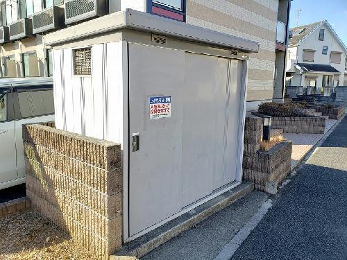 レオパレス彩