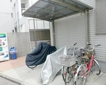 エスティア