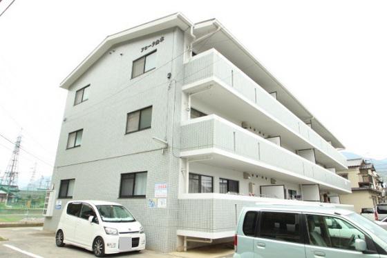フローラ山本