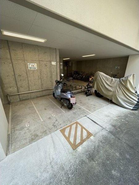 エストーネ江坂