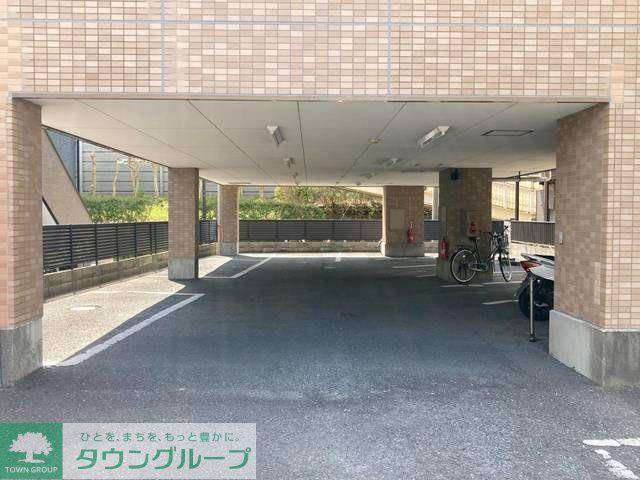 ウィステリアハイツ