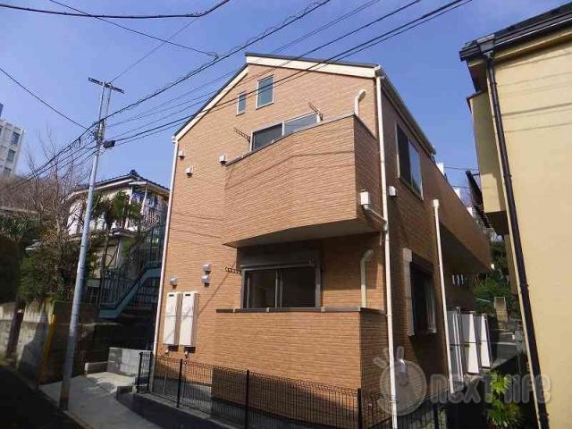 ロイヤルハイツ鶴見